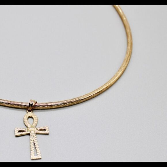 14k Gold Mesh Necklace and Ankh Cross - Picture 11 of 11